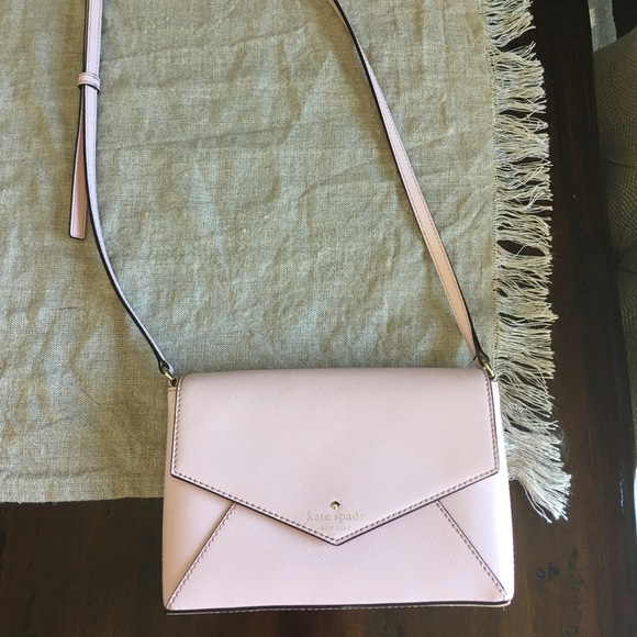 kate spade Handbags - Kate Spade envelope style cross body